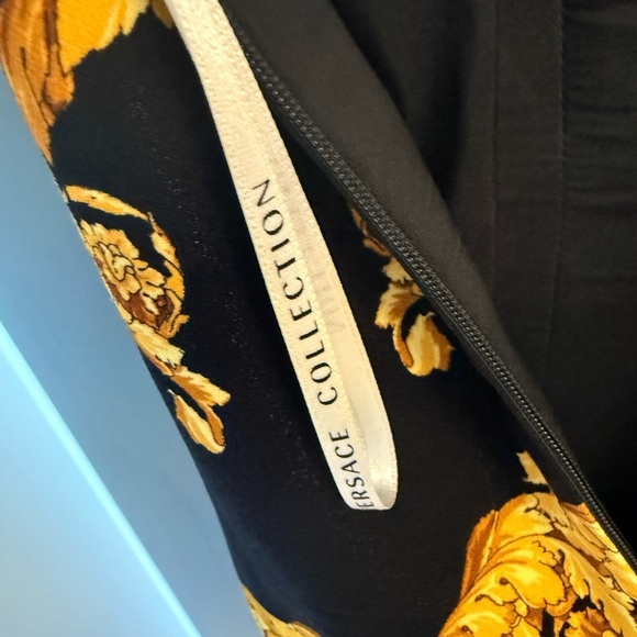 Versace Collection size 4 (44) EUC Black Midi Dress with Gold leopard- classic! - Picture 14 of 17